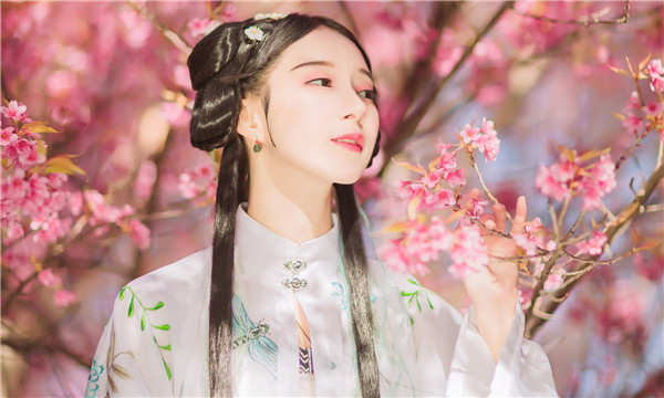 鞍山供卵试管婴儿：助您实现家庭梦想的科学方案